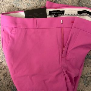 Banana Republic mid rise straight through hip & thigh ankle length pants, size 6